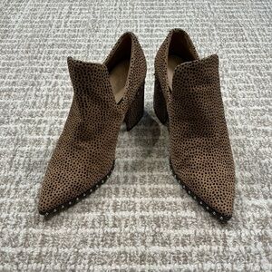 Gianni Bini Brown Studded Cheetah Ankle Booties Sz 8
